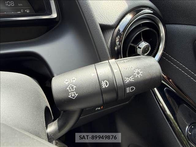 Mazda DEMIO 2018-02 8365634-26