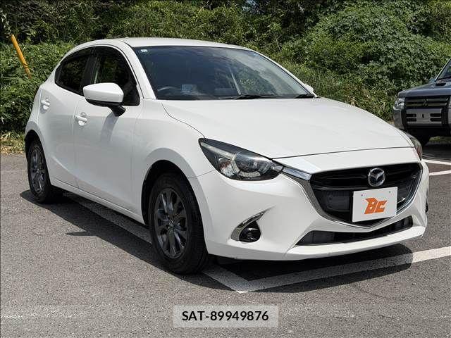 Mazda DEMIO 2018-02 8365634-4