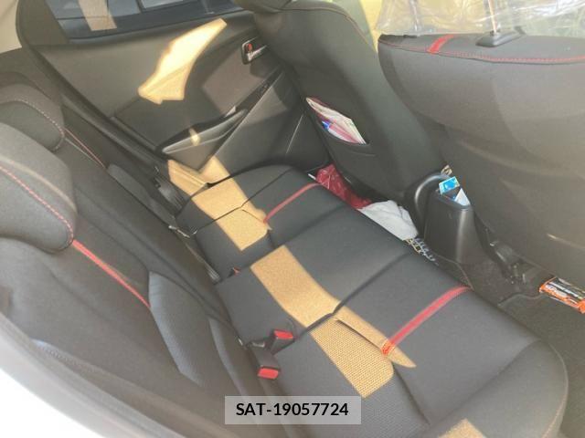 Mazda DEMIO 2015-08 8365651-13