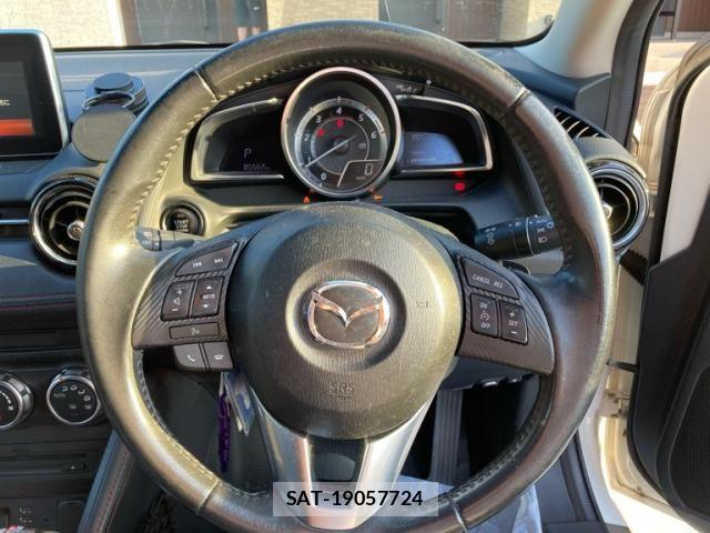 Mazda DEMIO 2015-08 8365651-18