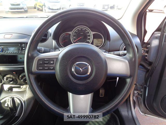 Mazda DEMIO 2011-08 8365648-9