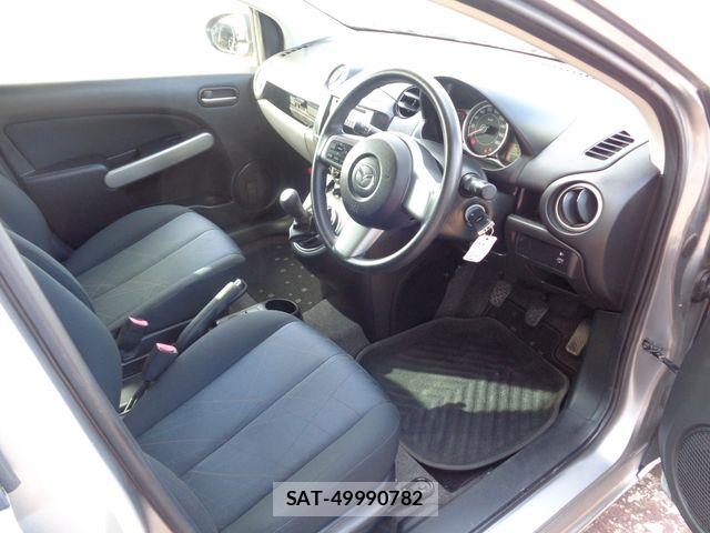 Mazda DEMIO 2011-08 8365648-1
