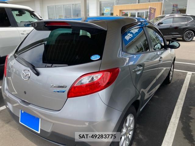 Mazda DEMIO 2012-03 8365661-18