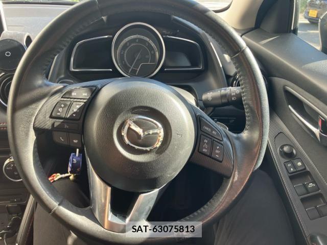 Mazda DEMIO 2016-03 8365654-15