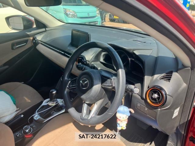 Mazda DEMIO 2017-09 8365641-9