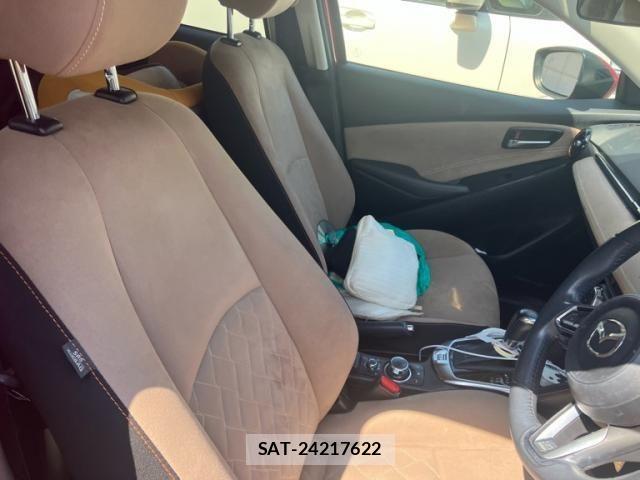 Mazda DEMIO 2017-09 8365641-10