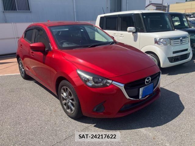 Mazda DEMIO 2017-09 8365641-1