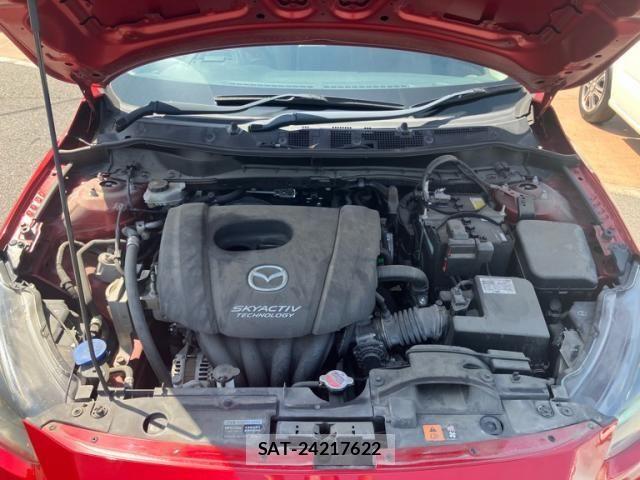 Mazda DEMIO 2017-09 8365641-24