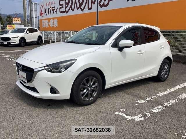 Mazda DEMIO 2018-02 8365635-16