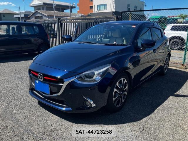 Mazda DEMIO 2014-12 8365656-0