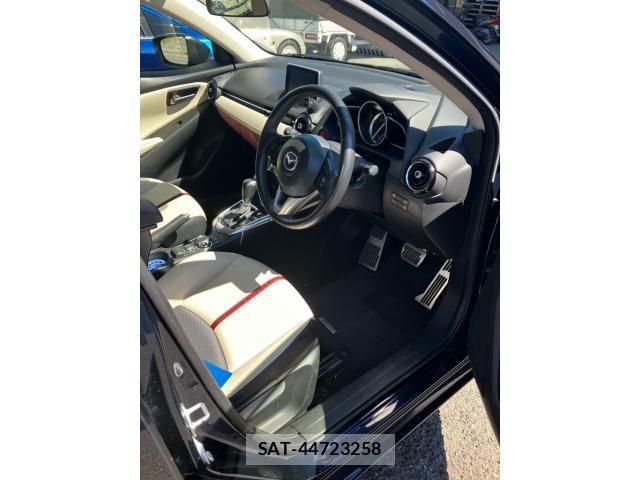 Mazda DEMIO 2014-12 8365656-9