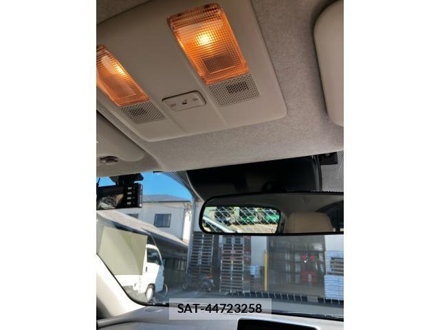 Mazda DEMIO 2014-12 8365656-12