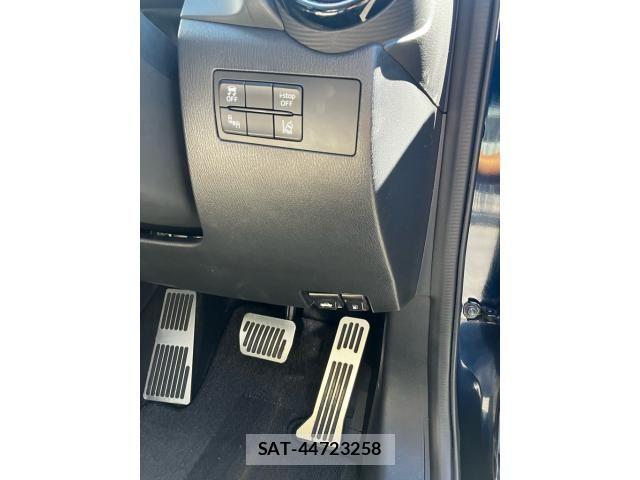 Mazda DEMIO 2014-12 8365656-17
