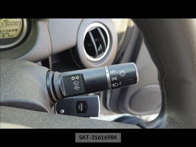 Mazda DEMIO 2012-02 8365655-18