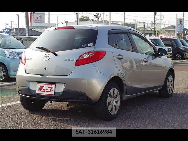 Mazda DEMIO 2012-02 8365655-2