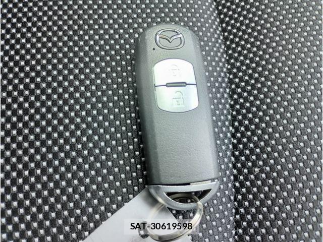 Mazda DEMIO 2018-09 8371614-12