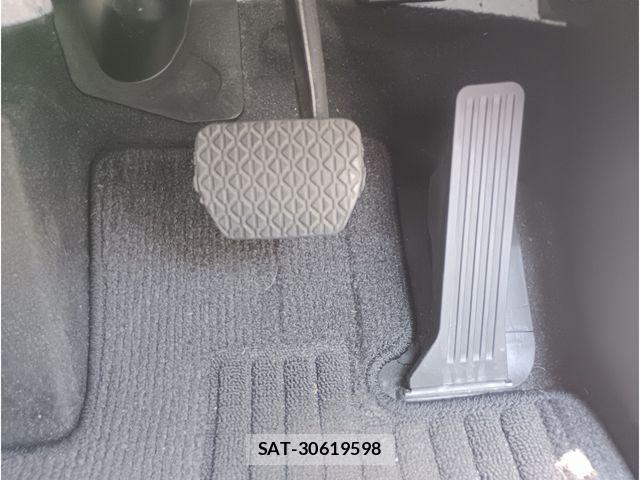 Mazda DEMIO 2018-09 8371614-23