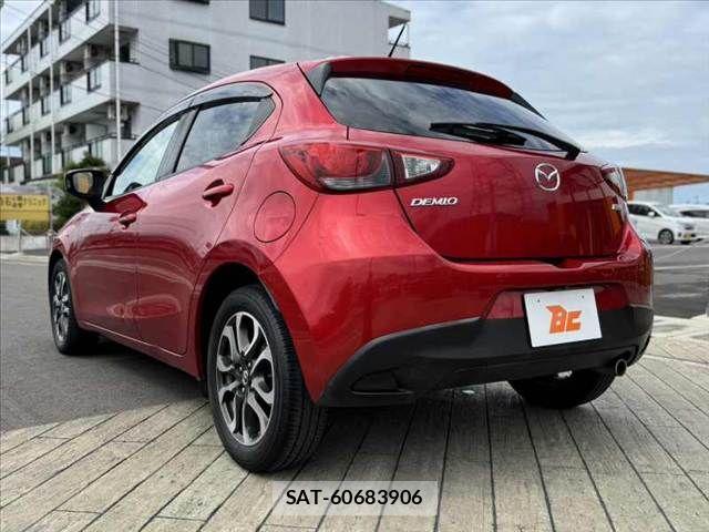 Mazda DEMIO 2015-10 8412088-12
