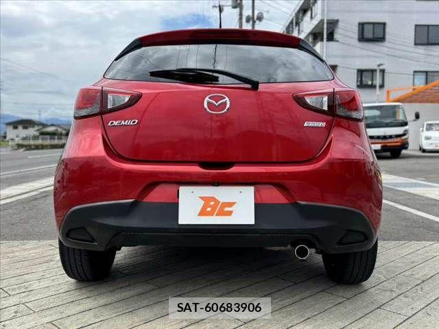 Mazda DEMIO 2015-10 8412088-13