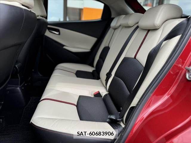 Mazda DEMIO 2015-10 8412088-17