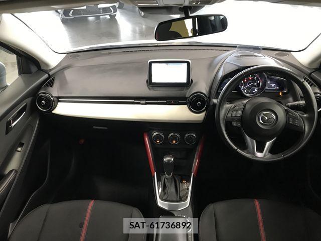 Mazda DEMIO 2015-11 8412067-9