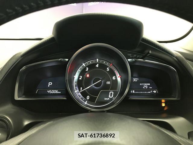 Mazda DEMIO 2015-11 8412067-19