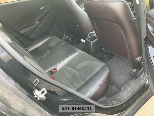 Mazda DEMIO 2016-11 8412089-11