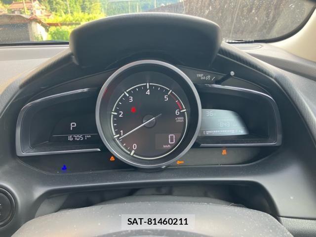 Mazda DEMIO 2016-11 8412089-14