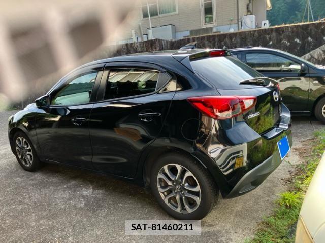Mazda DEMIO 2016-11 8412089-4