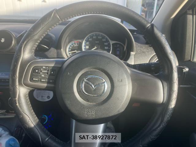 Mazda DEMIO 2012-07 8412104-23