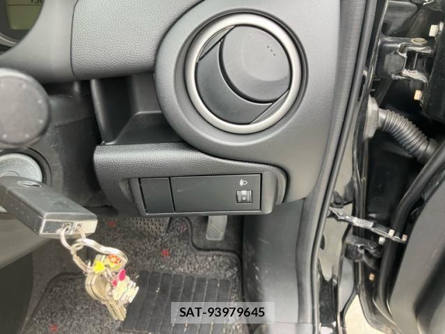 Mazda DEMIO 2012-02 8412091-9
