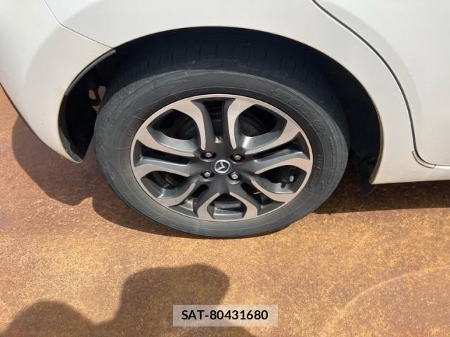 Mazda DEMIO 2015-08 8412090-10