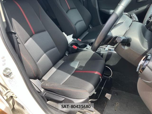 Mazda DEMIO 2015-08 8412090-13