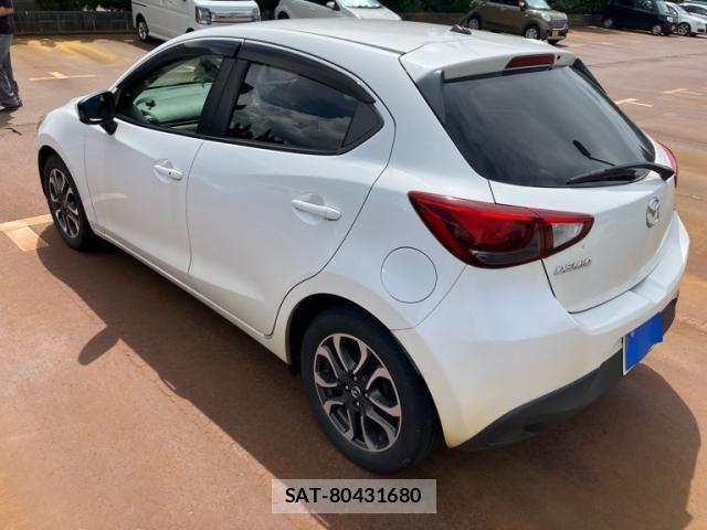 Mazda DEMIO 2015-08 8412090-6