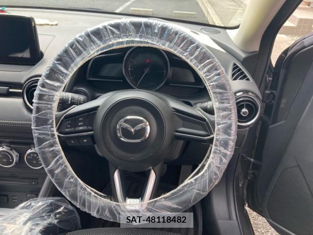 Mazda DEMIO 2017-03 8412070-13