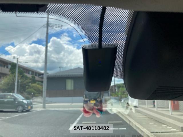 Mazda DEMIO 2017-03 8412070-23