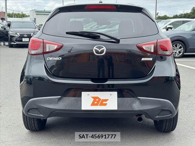 Mazda DEMIO 2016-03 8412071-13
