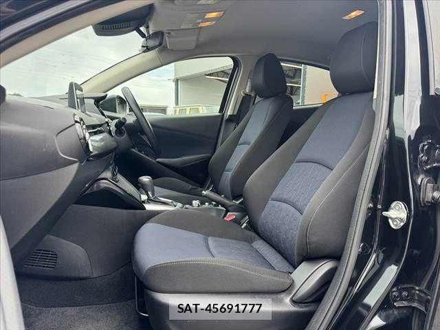 Mazda DEMIO 2016-03 8412071-16