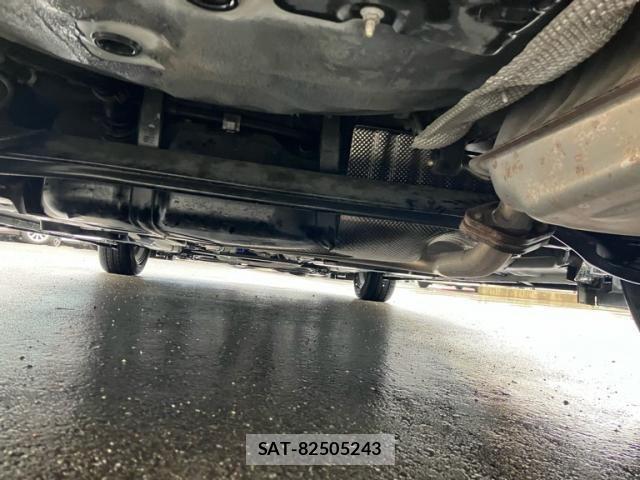 Mazda DEMIO 2014-12 8412069-10