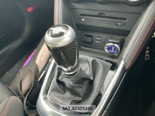 Mazda DEMIO 2014-12 8412069-17