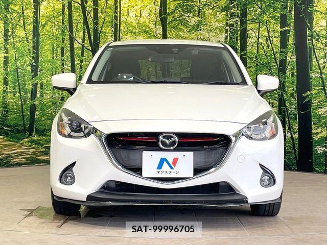 Mazda DEMIO 2015-04 8437641-13