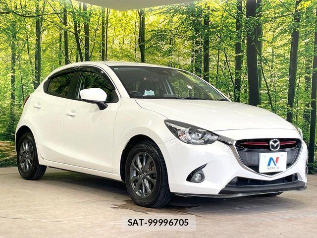 Mazda DEMIO 2015-04 8437641-15