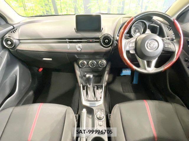 Mazda DEMIO 2015-04 8437641-1