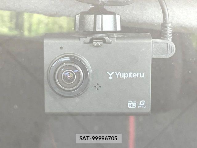 Mazda DEMIO 2015-04 8437641-5