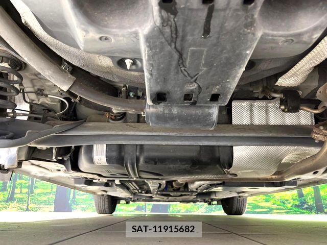 Mazda DEMIO 2015-12 8437631-19
