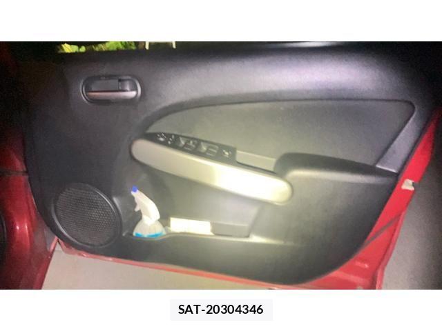 Mazda DEMIO 2013-08 8457380-10