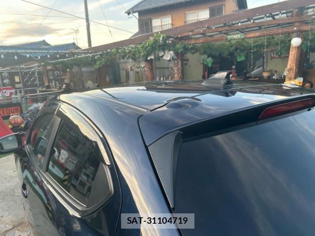 Mazda DEMIO 2015-11 8457378-9