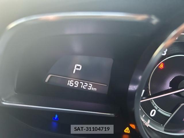 Mazda DEMIO 2015-11 8457378-16