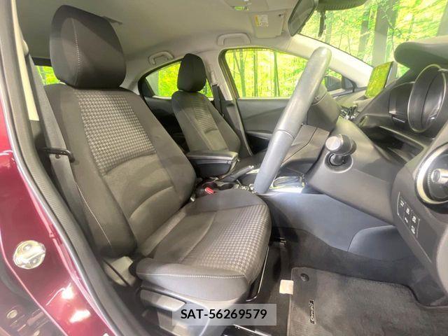 Mazda DEMIO 2018-03 8457376-7