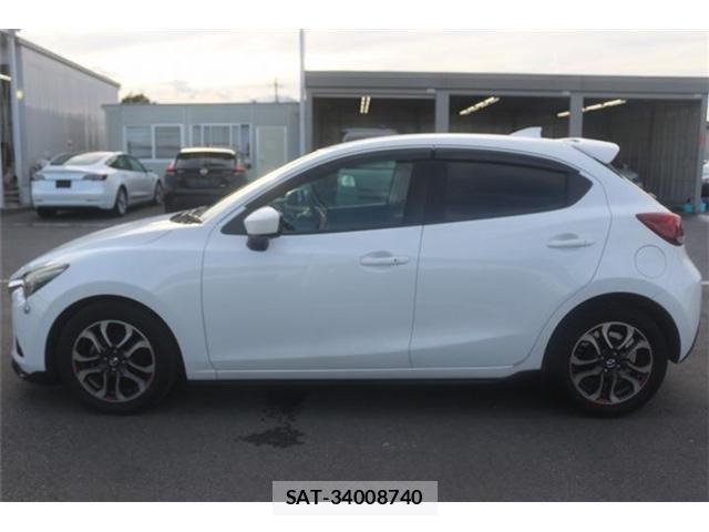 Mazda DEMIO 2015-07 8457375-14
